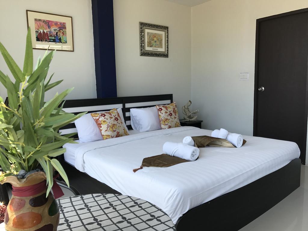 But Different Phuket Boutique Hotel Nai Harn Εξωτερικό φωτογραφία