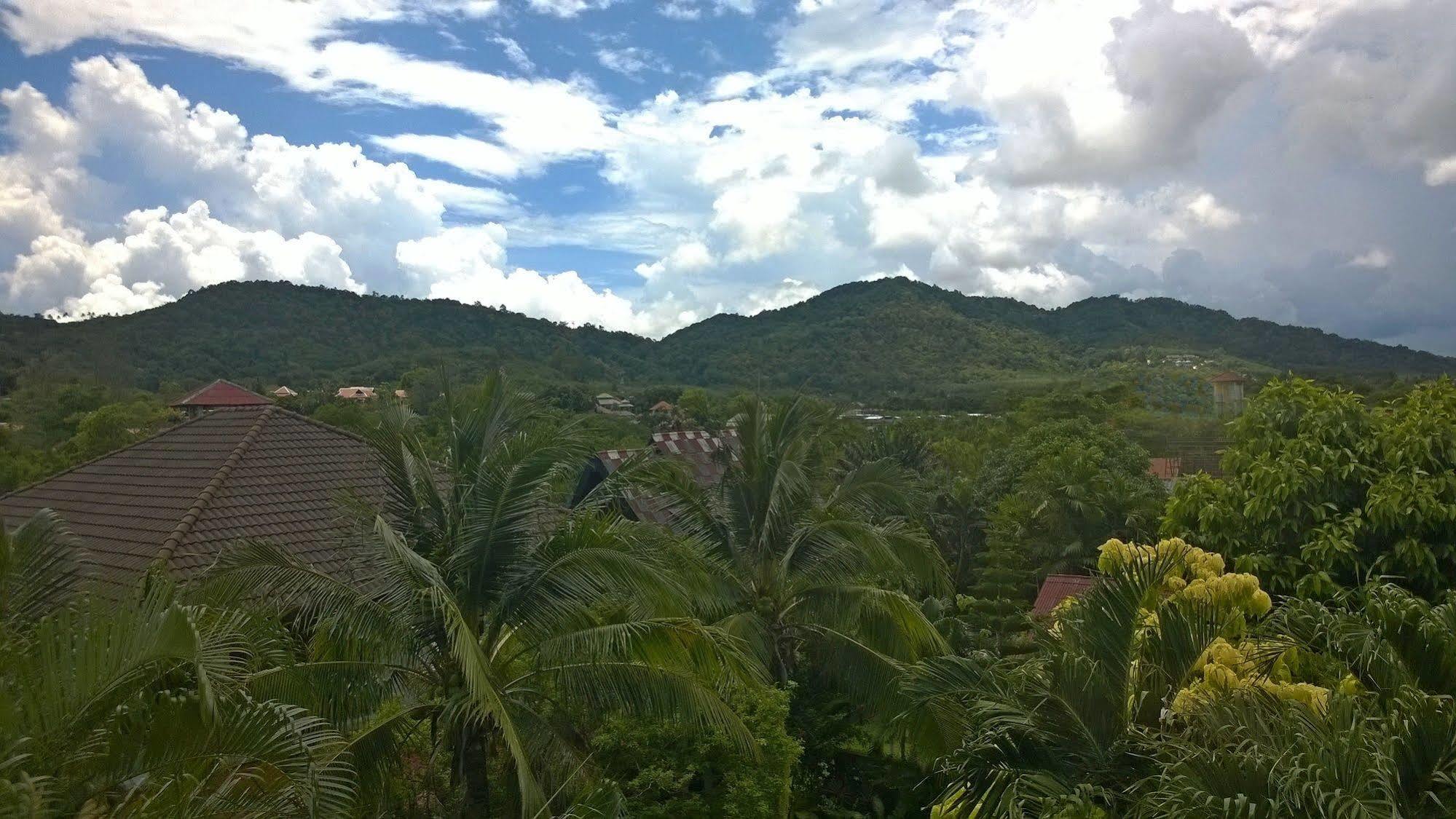 But Different Phuket Boutique Hotel Nai Harn Εξωτερικό φωτογραφία